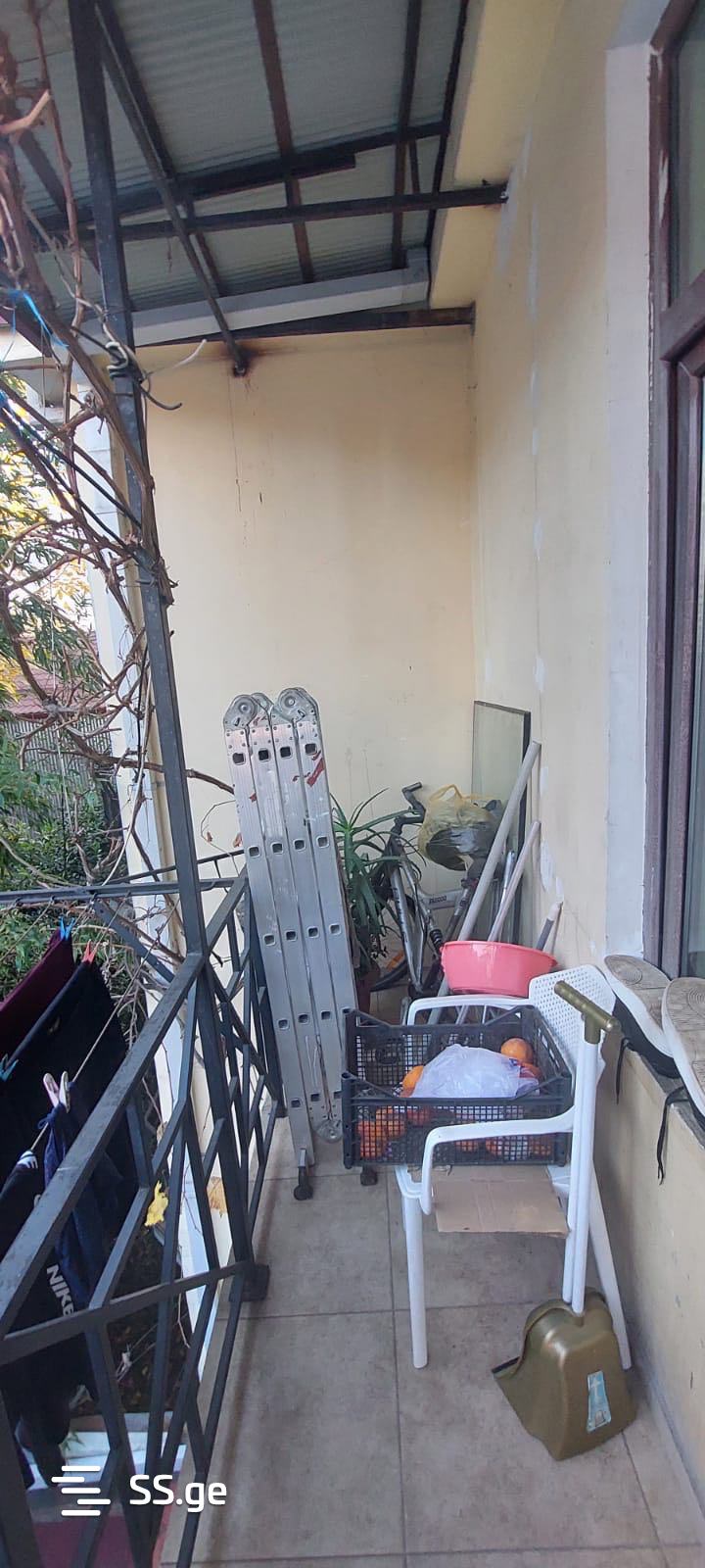 6 Room Private House For Rent. Batumi view 11