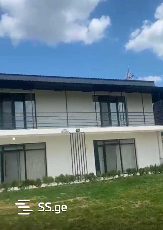 10 Room Hotel For Sale view 8