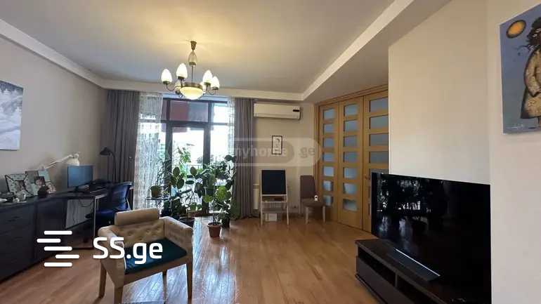 3 Room Flat For Sale view 1