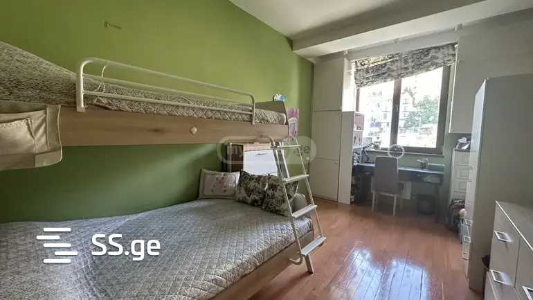 3 Room Flat For Sale view 3