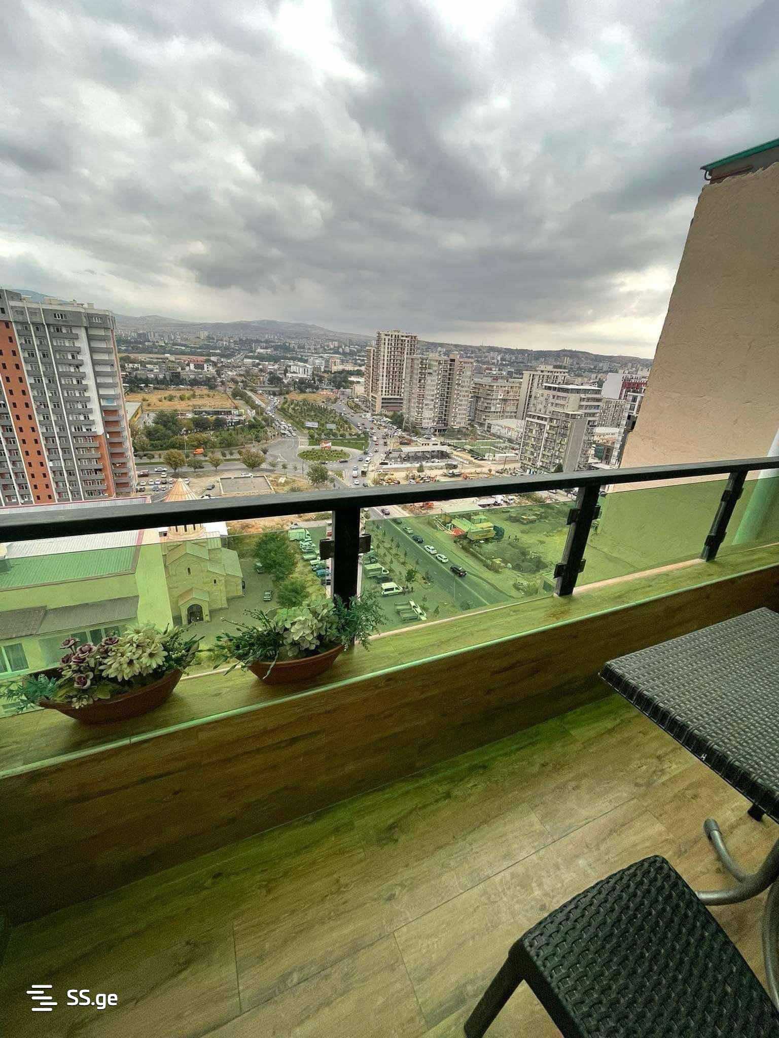 2 Room Flat For Rent. Didi Digomi view 5