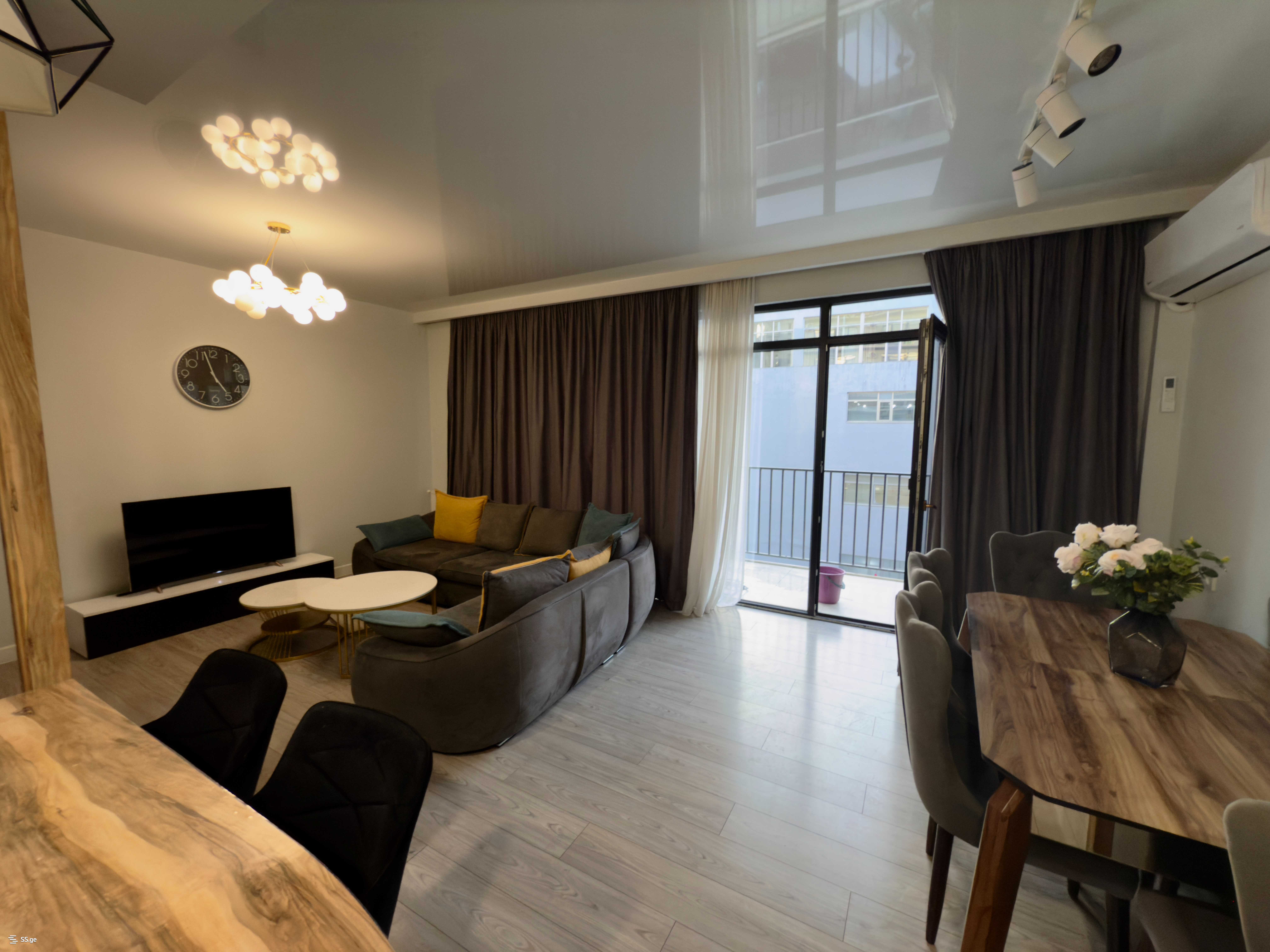 3 Room Flat For Rent. Chugureti view 1