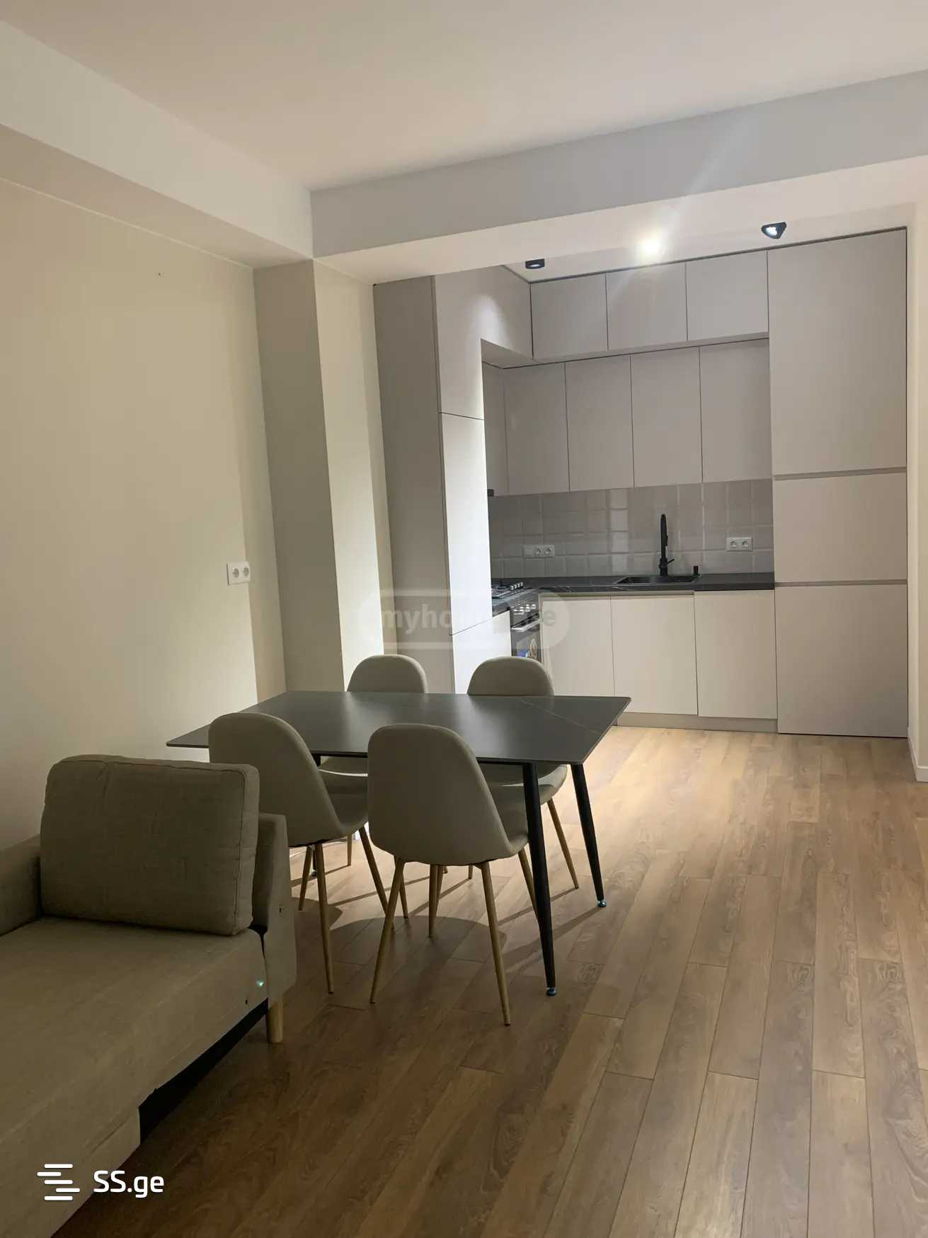 2 Room Flat For Rent. Ortachala view 2
