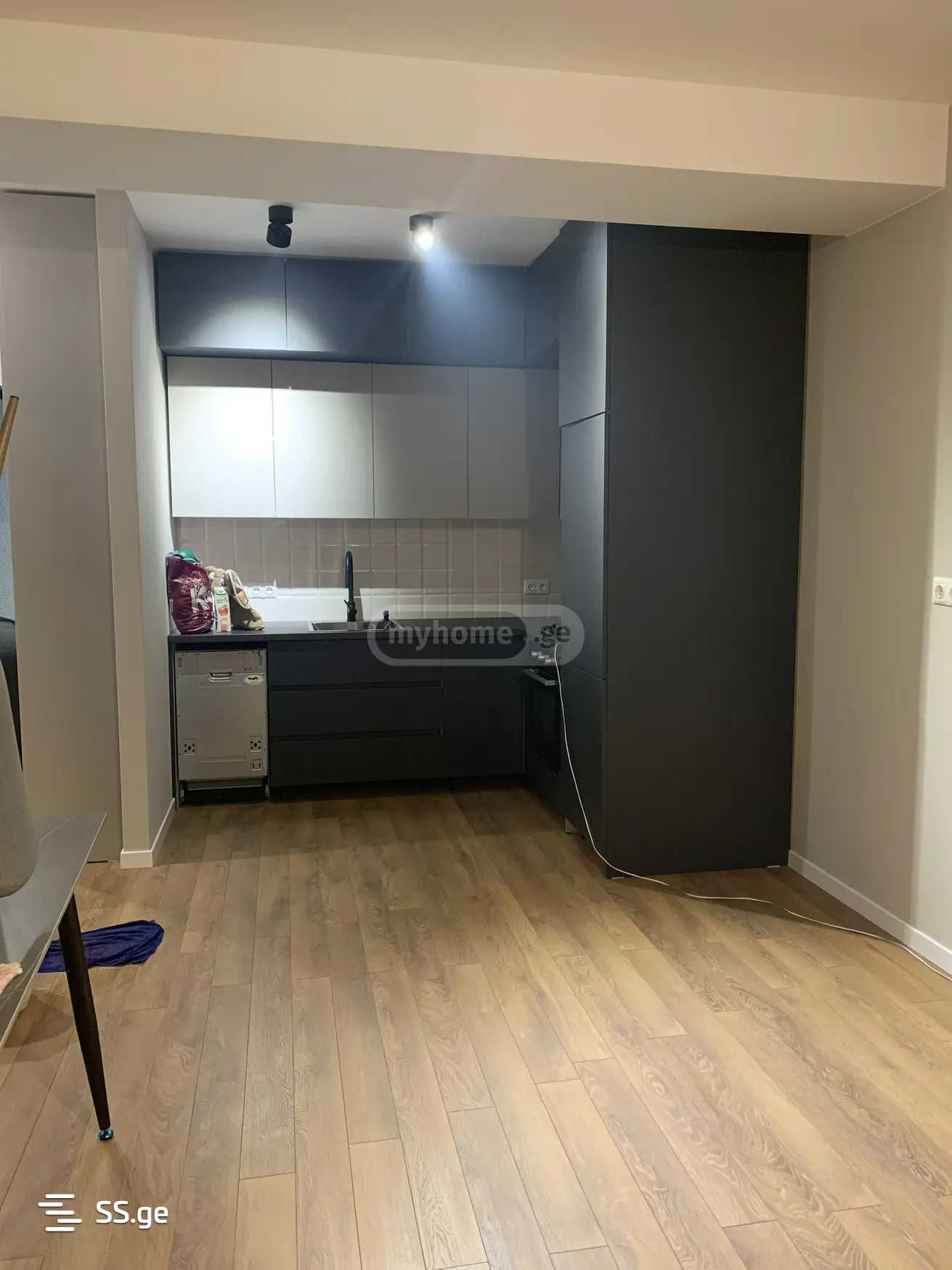 2 Room Flat For Rent. Ortachala view 6