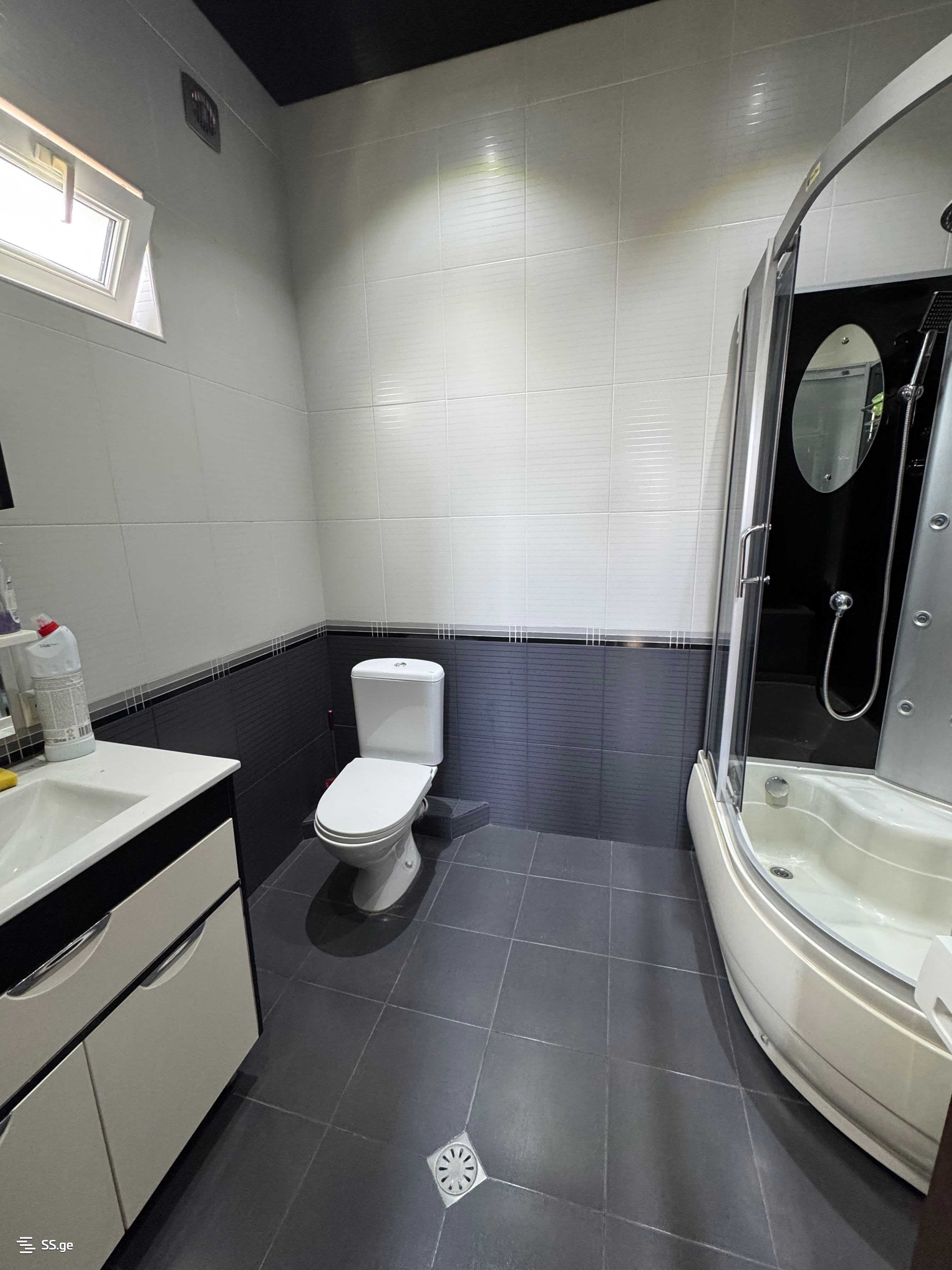 8 Room Private House For Rent. Ponichala view 8