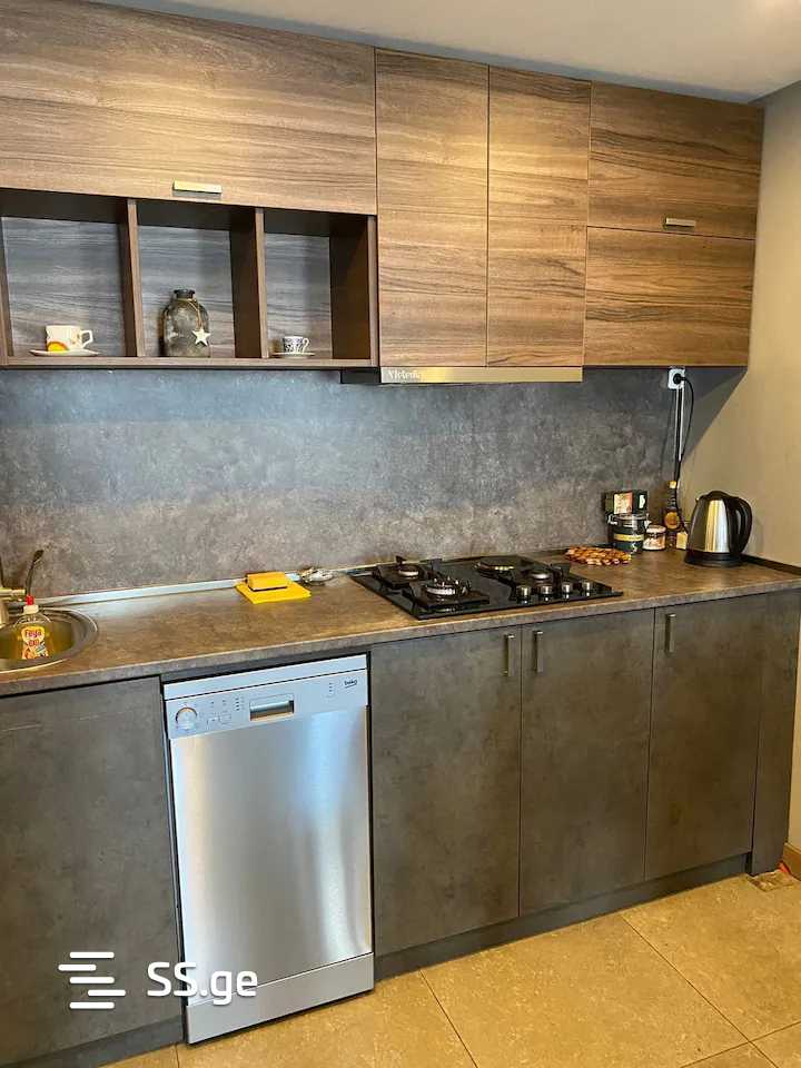 4 Room Flat For Rent. Chugureti view 8