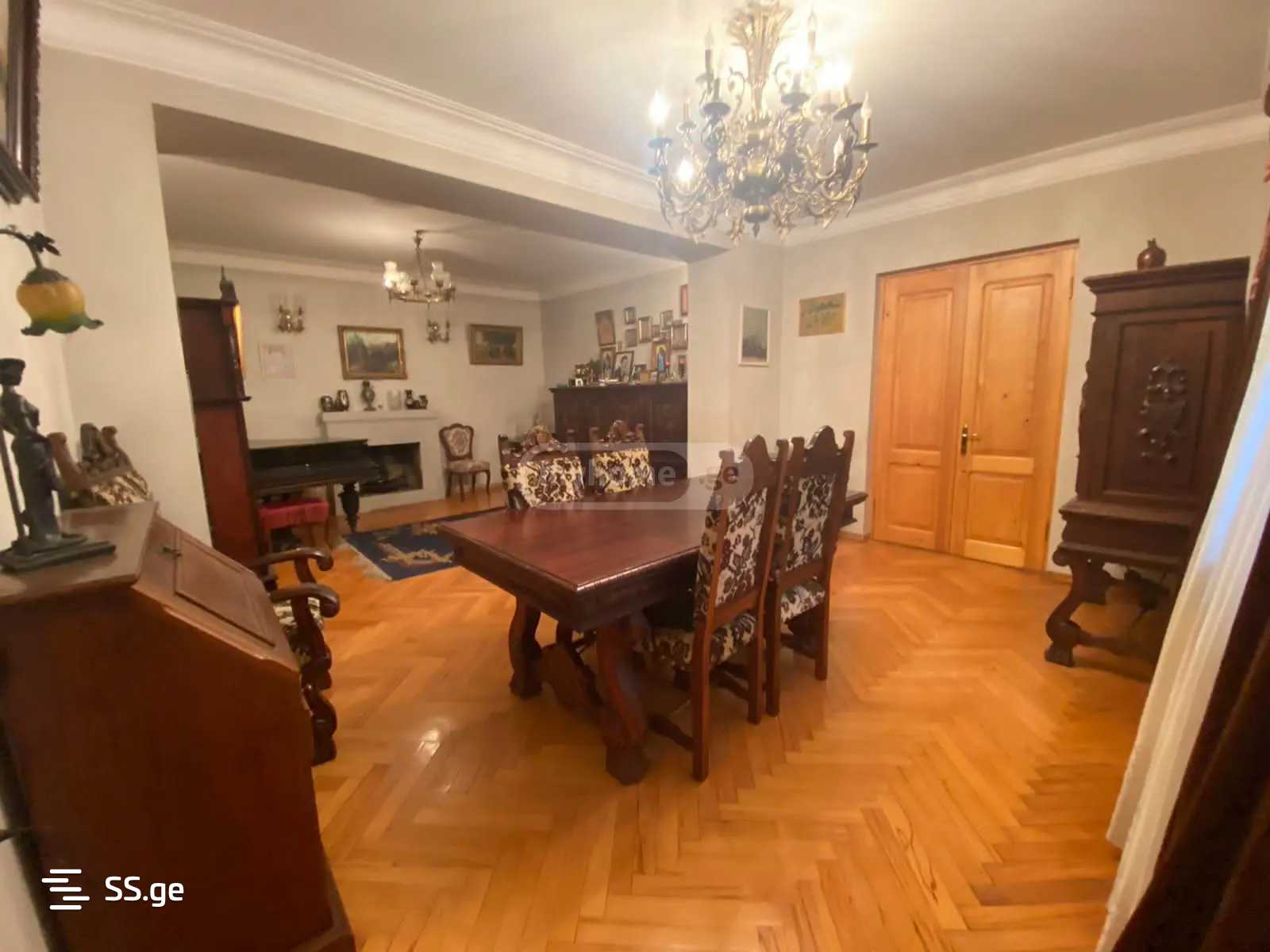 8 Room Private House For Rent. Saburtalo view 10
