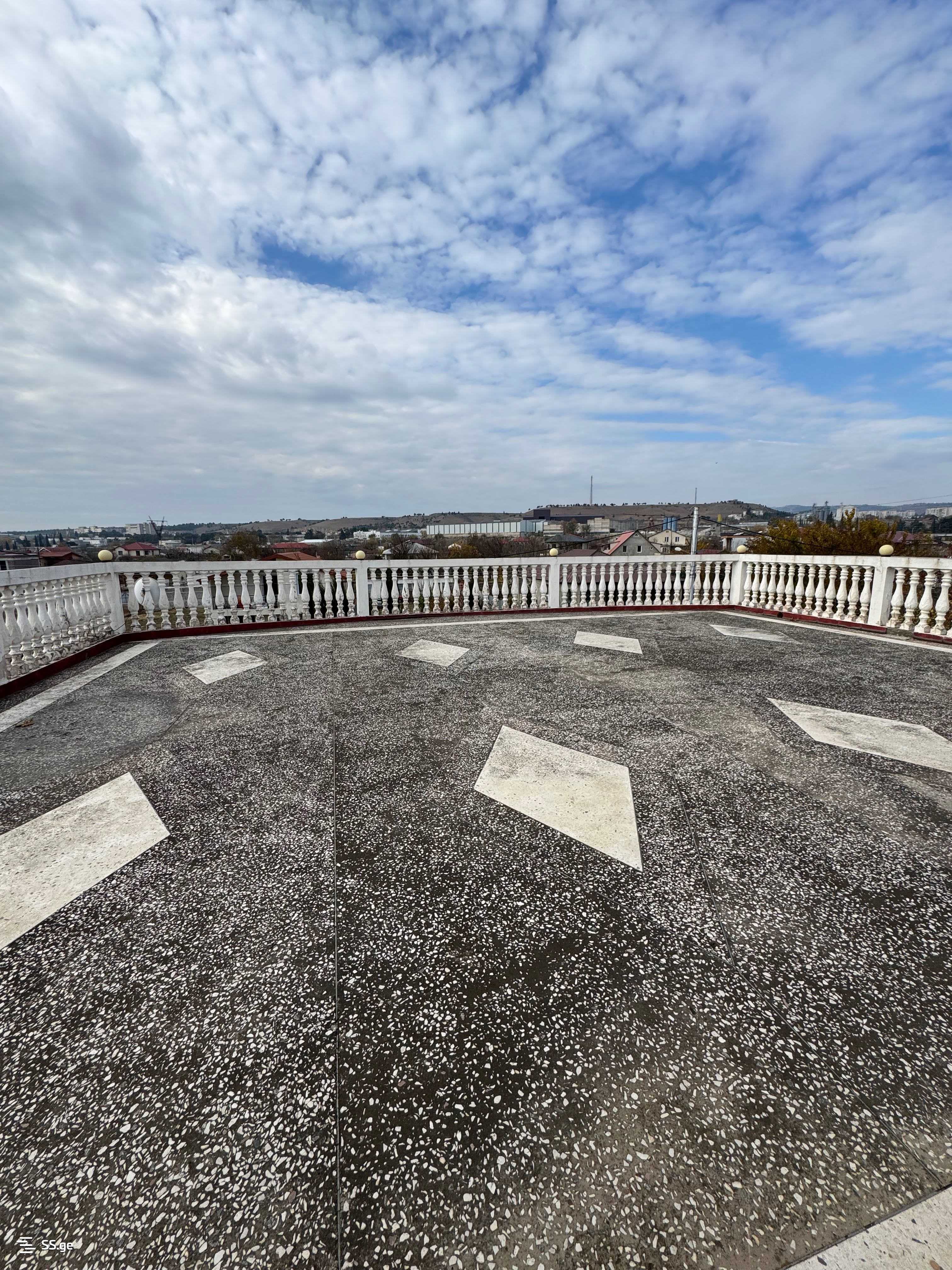 8 Room Private House For Rent. Ponichala view 12
