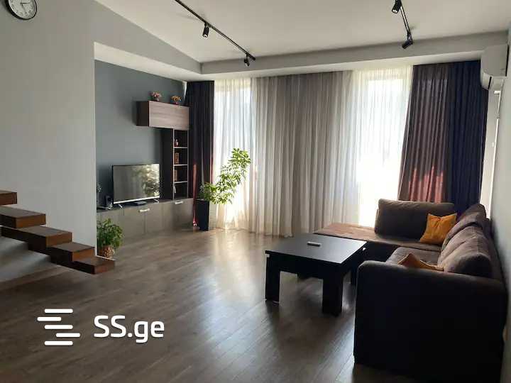 4 Room Flat For Rent. Chugureti view 1