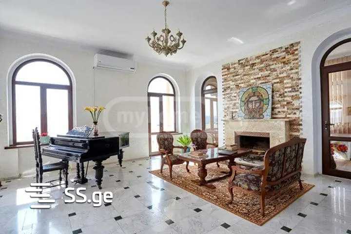 12 Room Hotel For Rent. Vedzisi, 5 of 9