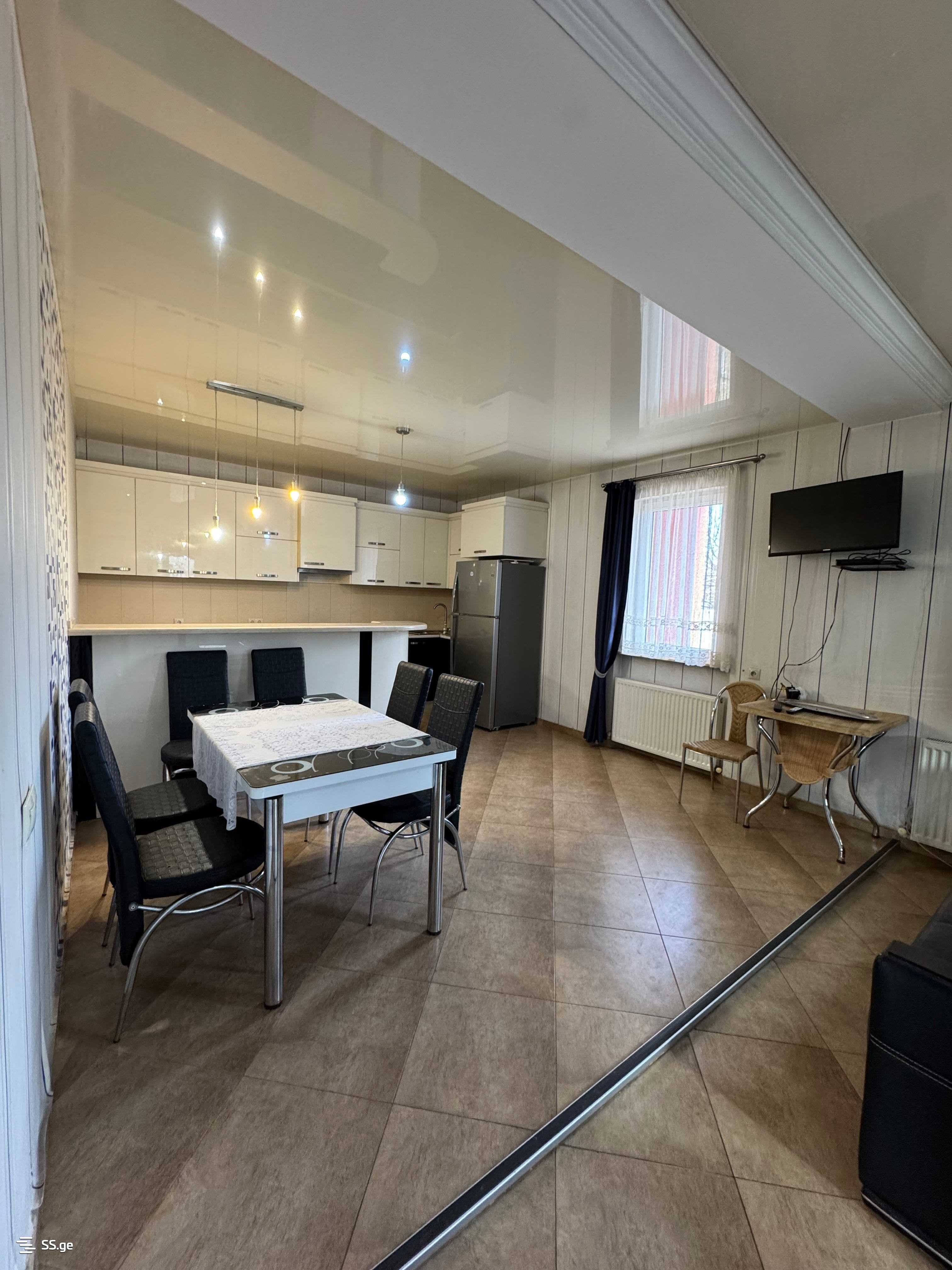 8 Room Private House For Rent. Ponichala view 2