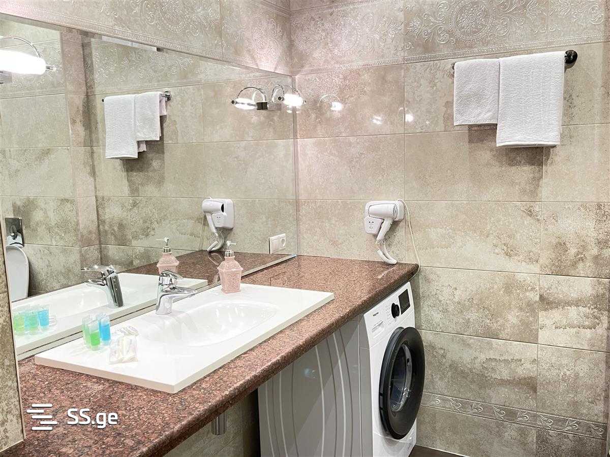 3 Room Flat Daily Rent. Mtatsminda view 4