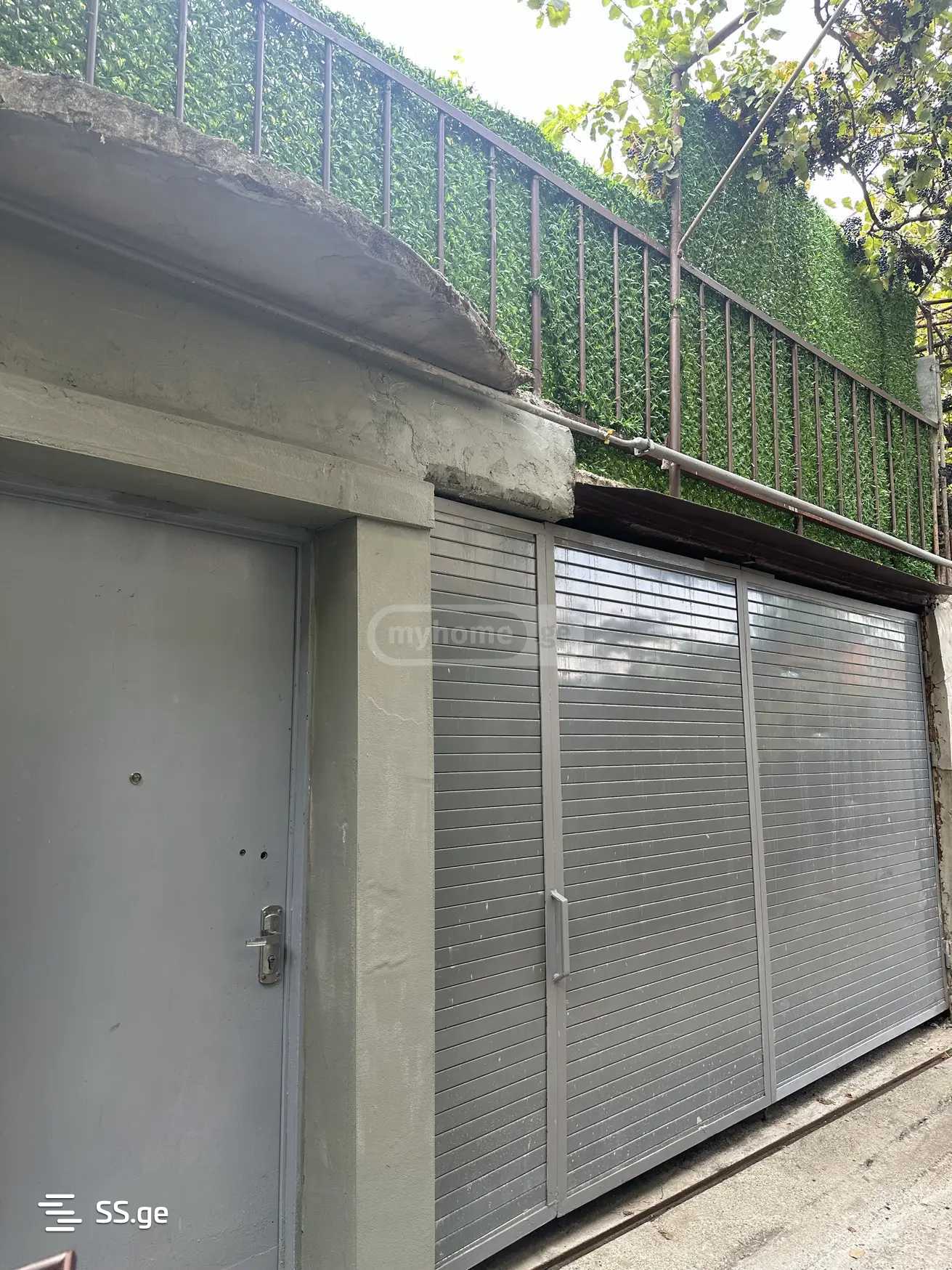 3 Room Private House For Rent. Mtatsminda view 22