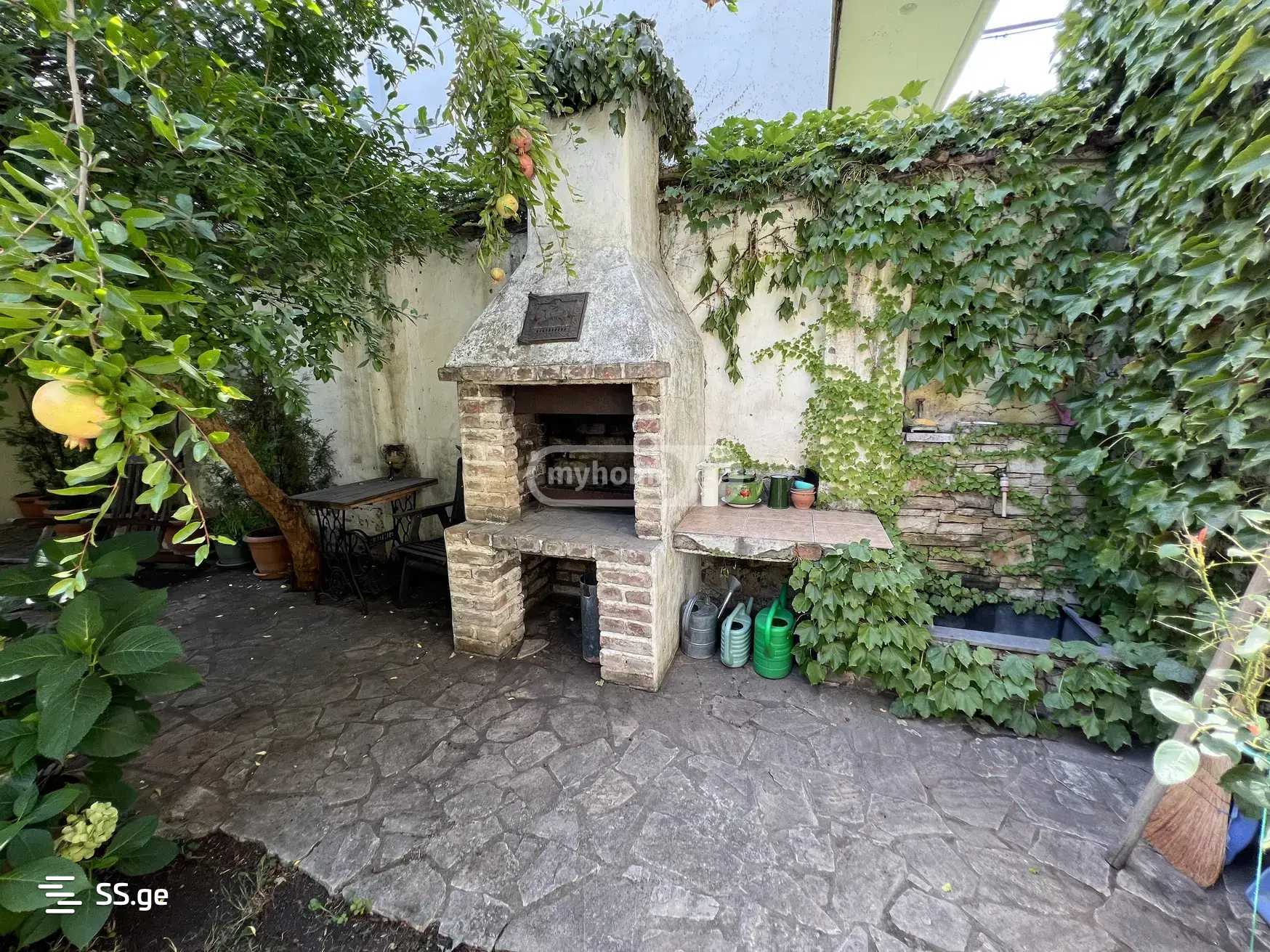 8 Room Private House For Rent. Digomi view 6