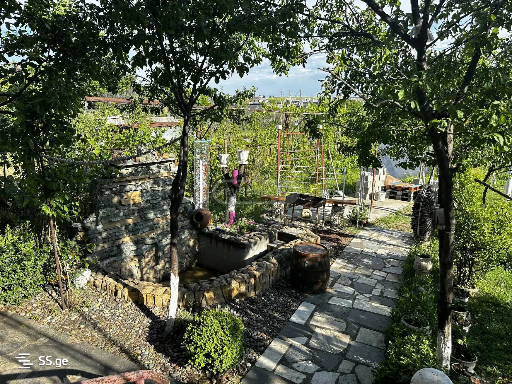 4 Room Private House Daily Rent. Varketili view 9