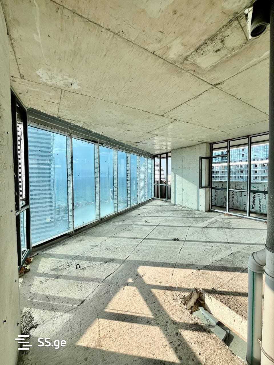 4 Room Flat For Sale view 3
