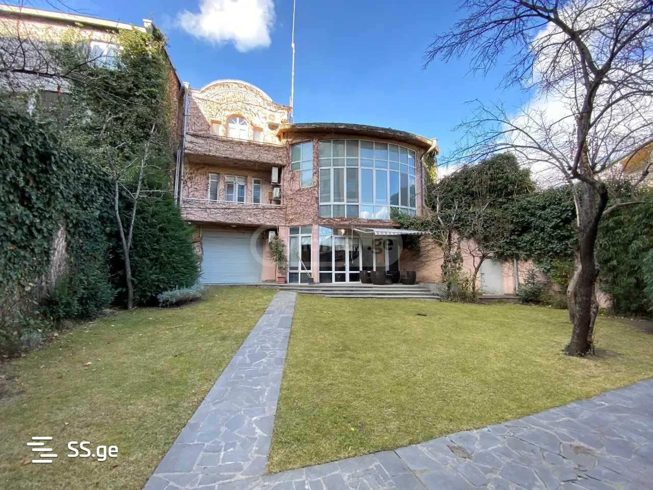 8 Room Private House For Rent. Vedzisi view 5