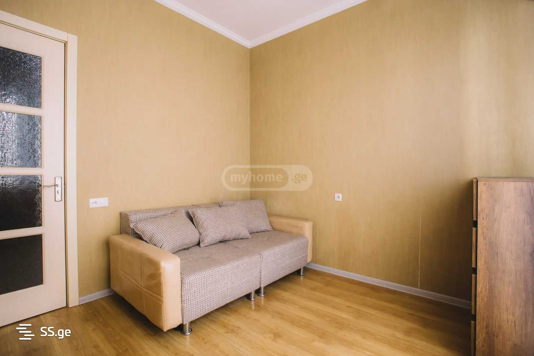 3 Room Flat For Rent. Isani view 6