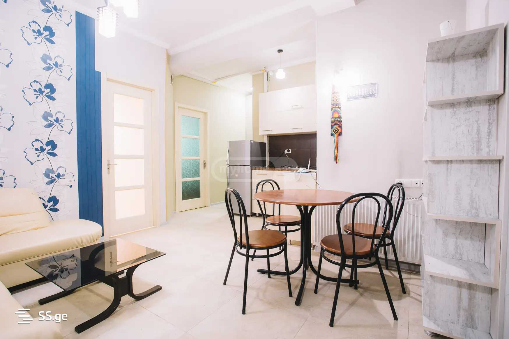 3 Room Flat For Rent. Isani view 1