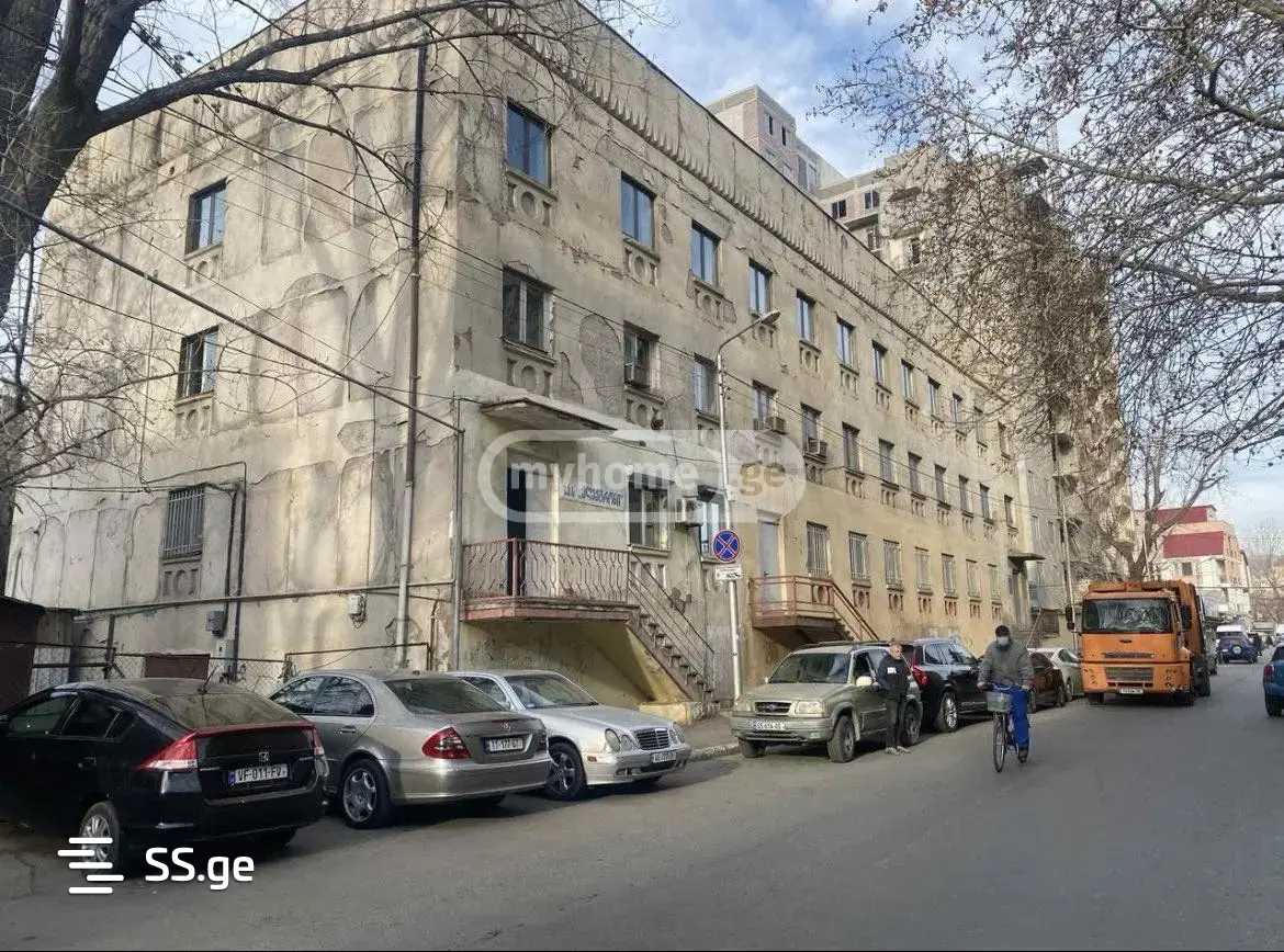 Store-Industrial Property For Rent. Didube view 3