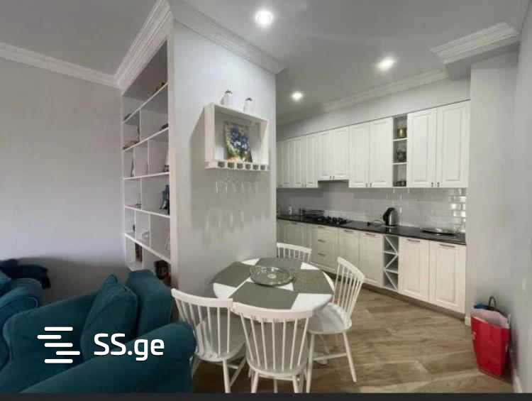 3 Room Flat For Sale view 6