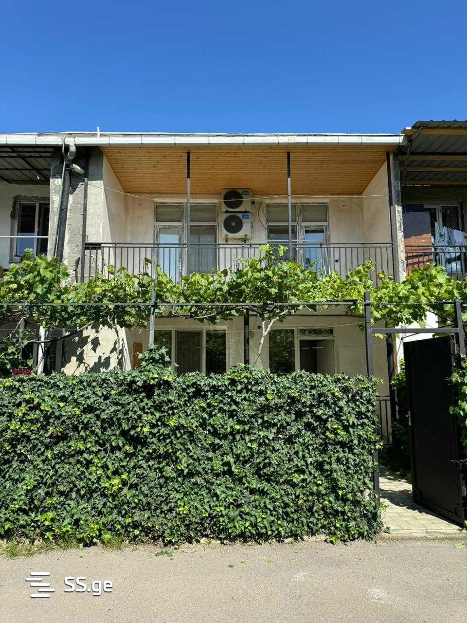 4 Room Private House For Rent. Digomi view 4