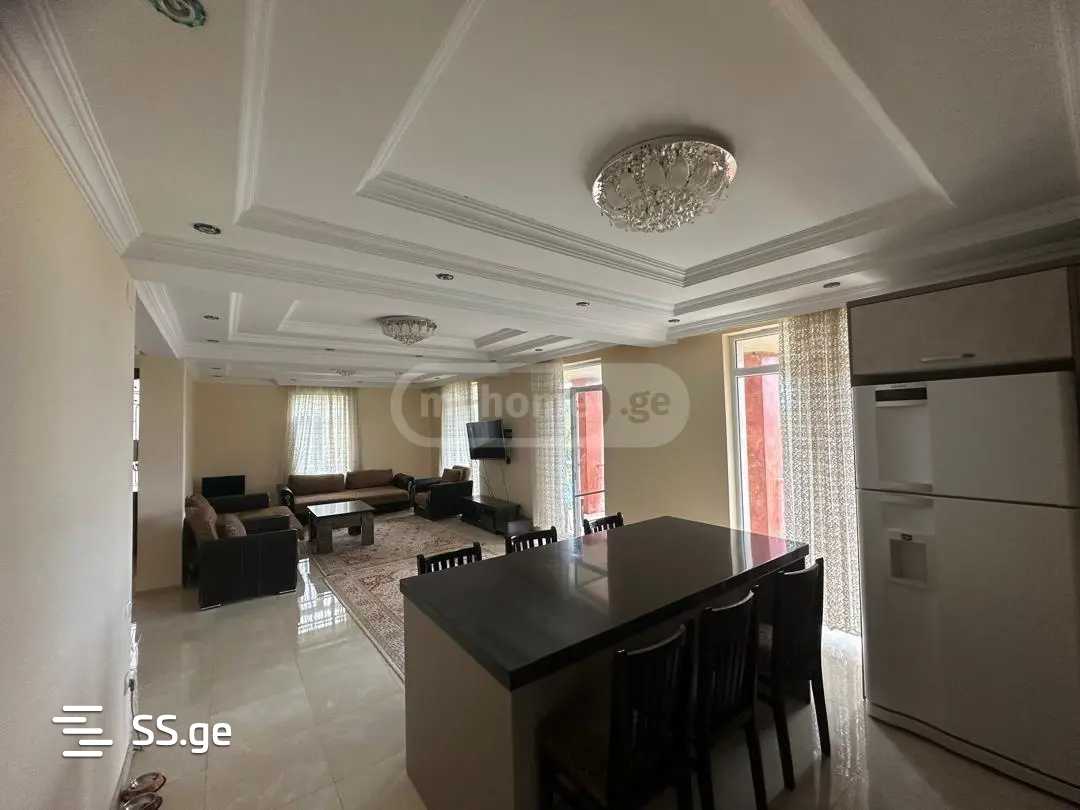 10 Room Private House For Sale view 1