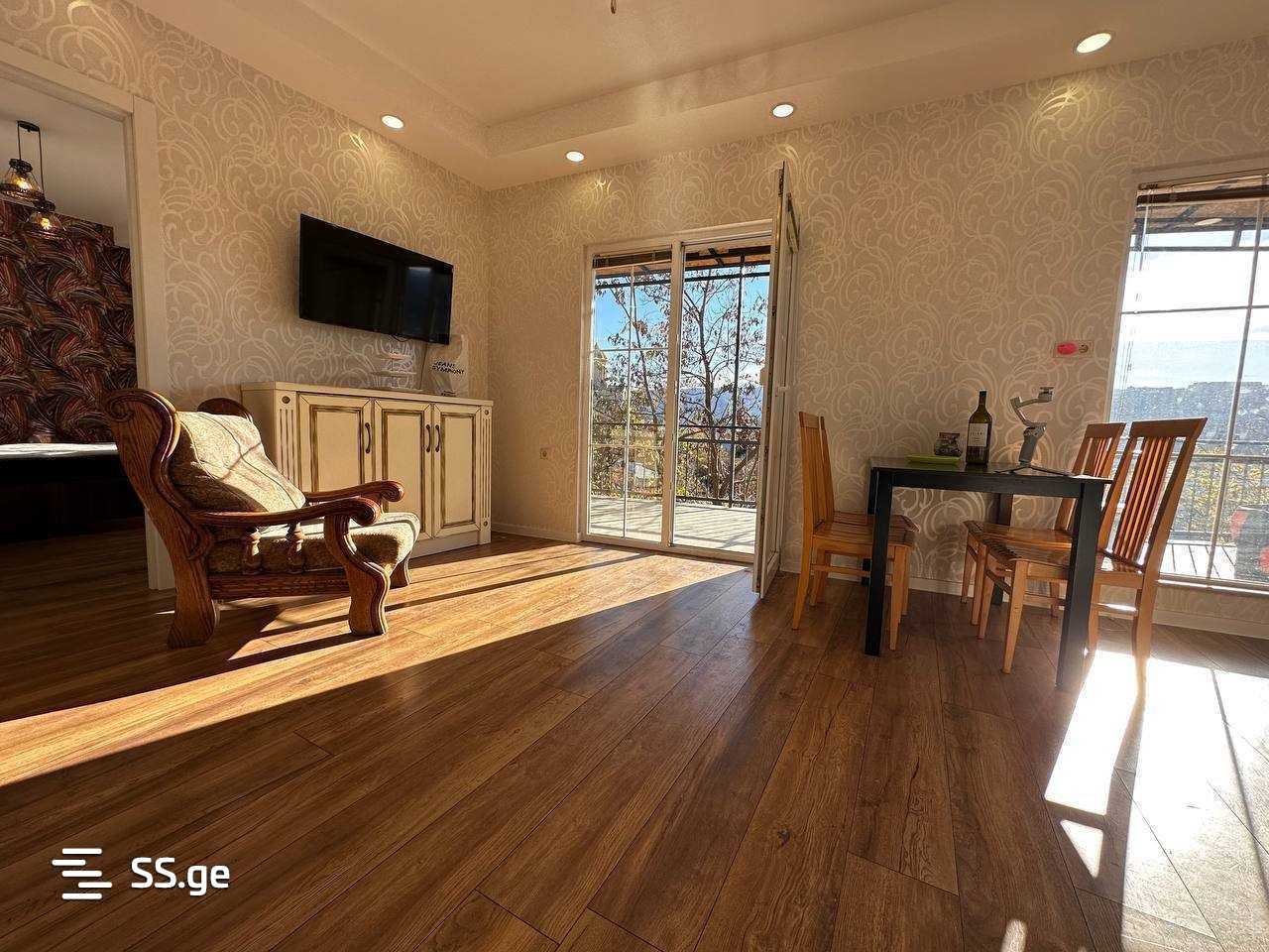 3 Room Private House For Rent. Avlabari view 8