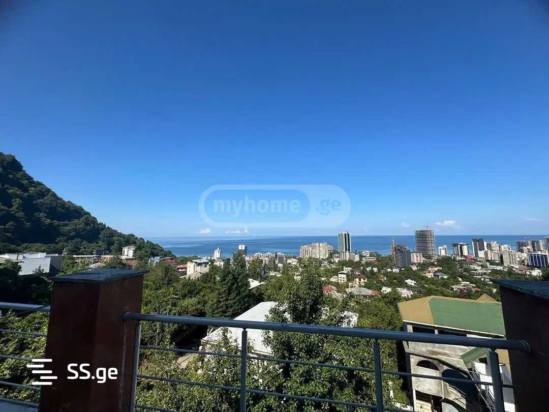 10 Room Private House For Sale view 12