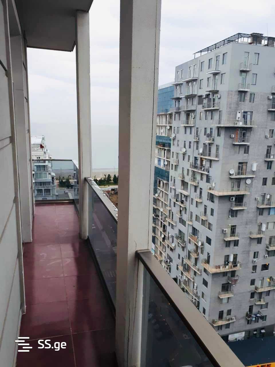 3 Room Flat For Rent. Batumi view 4