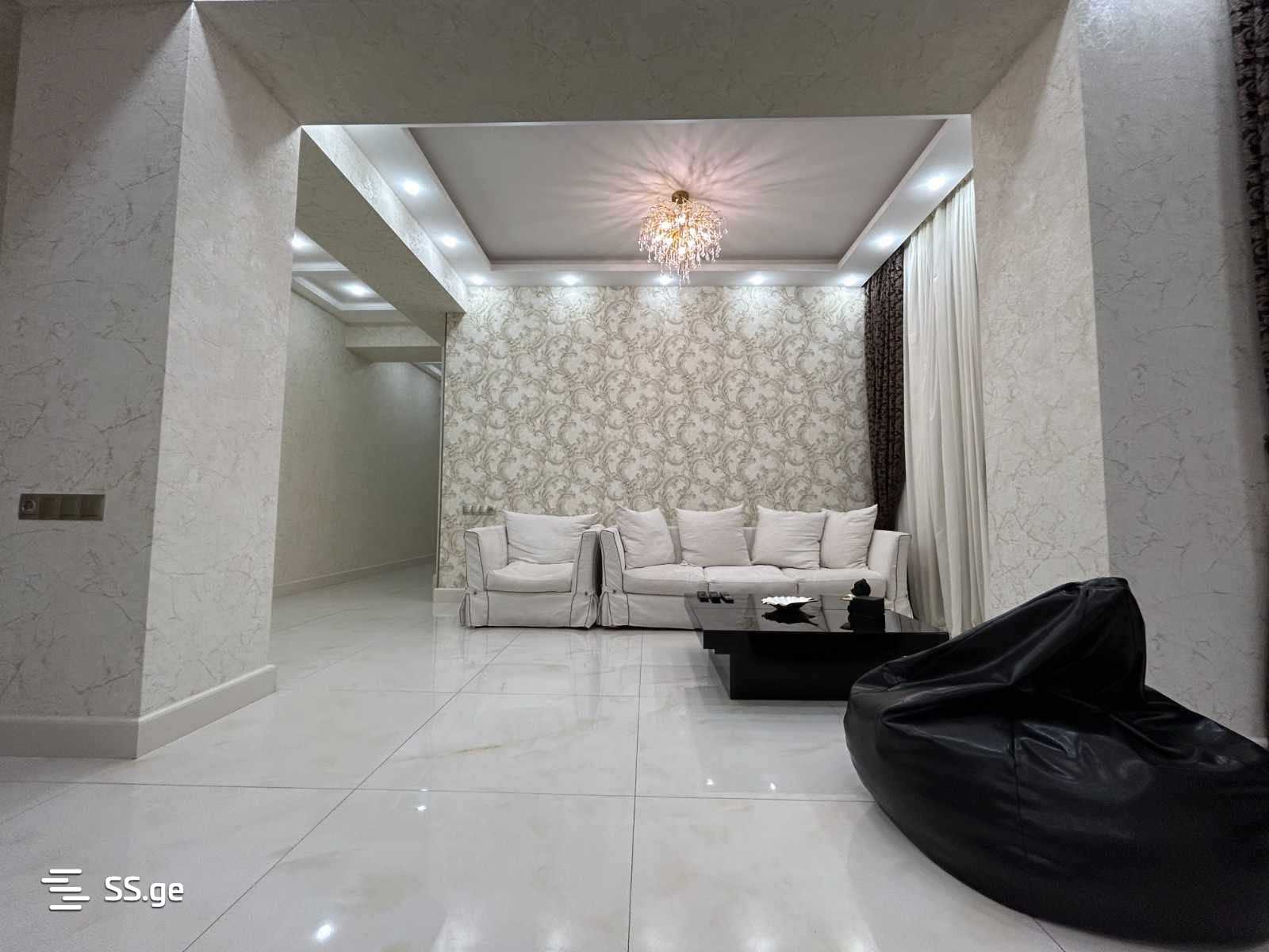 4 Room Flat For Rent. Saburtalo view 1