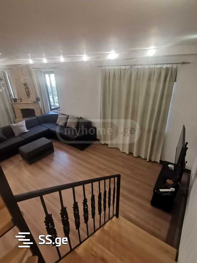 8 Room Private House For Rent. Didi Digomi view 3