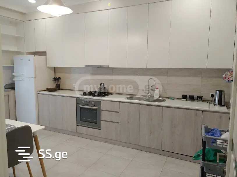 4 Room Flat For Rent. Vake view 2