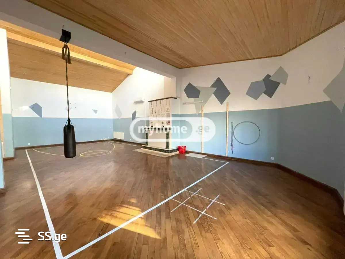 Store-Industrial Property For Rent. Saburtalo view 3