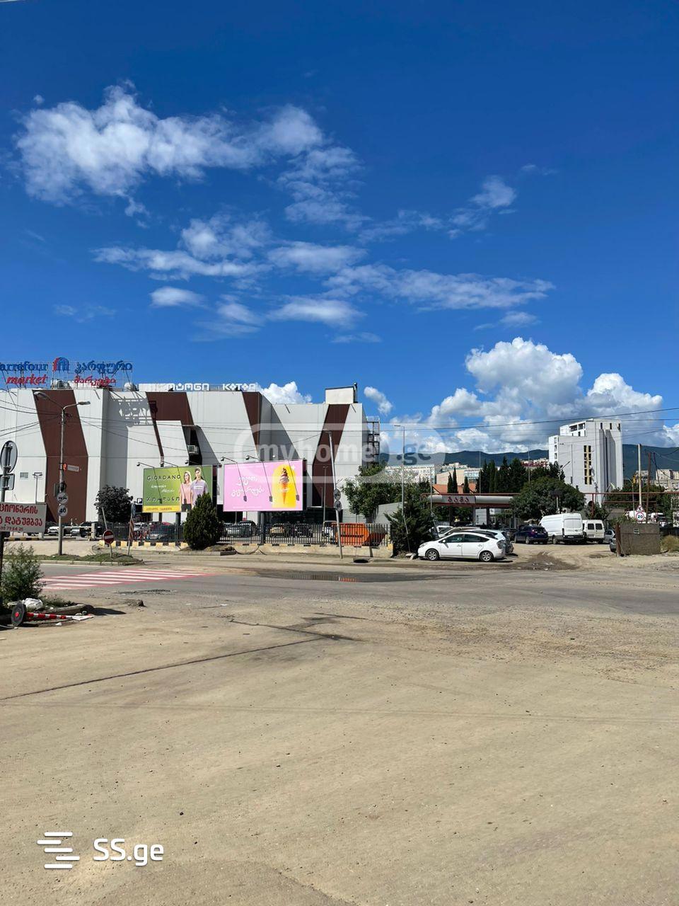 Commercial Space For Sale. Gldani view 3