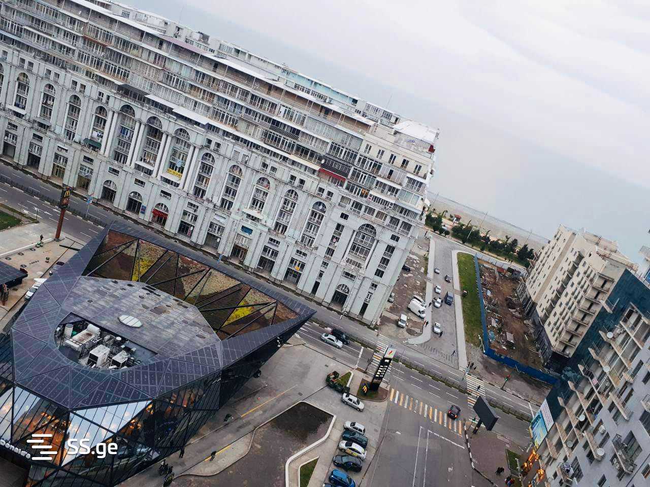 3 Room Flat For Rent. Batumi view 2