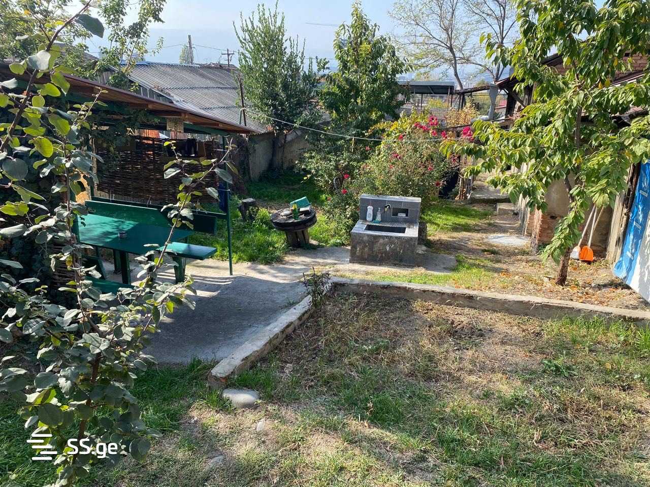 7 Room Private House For Sale view 4
