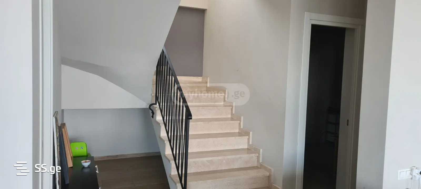 6 Room Private House For Rent. Saguramo view 12