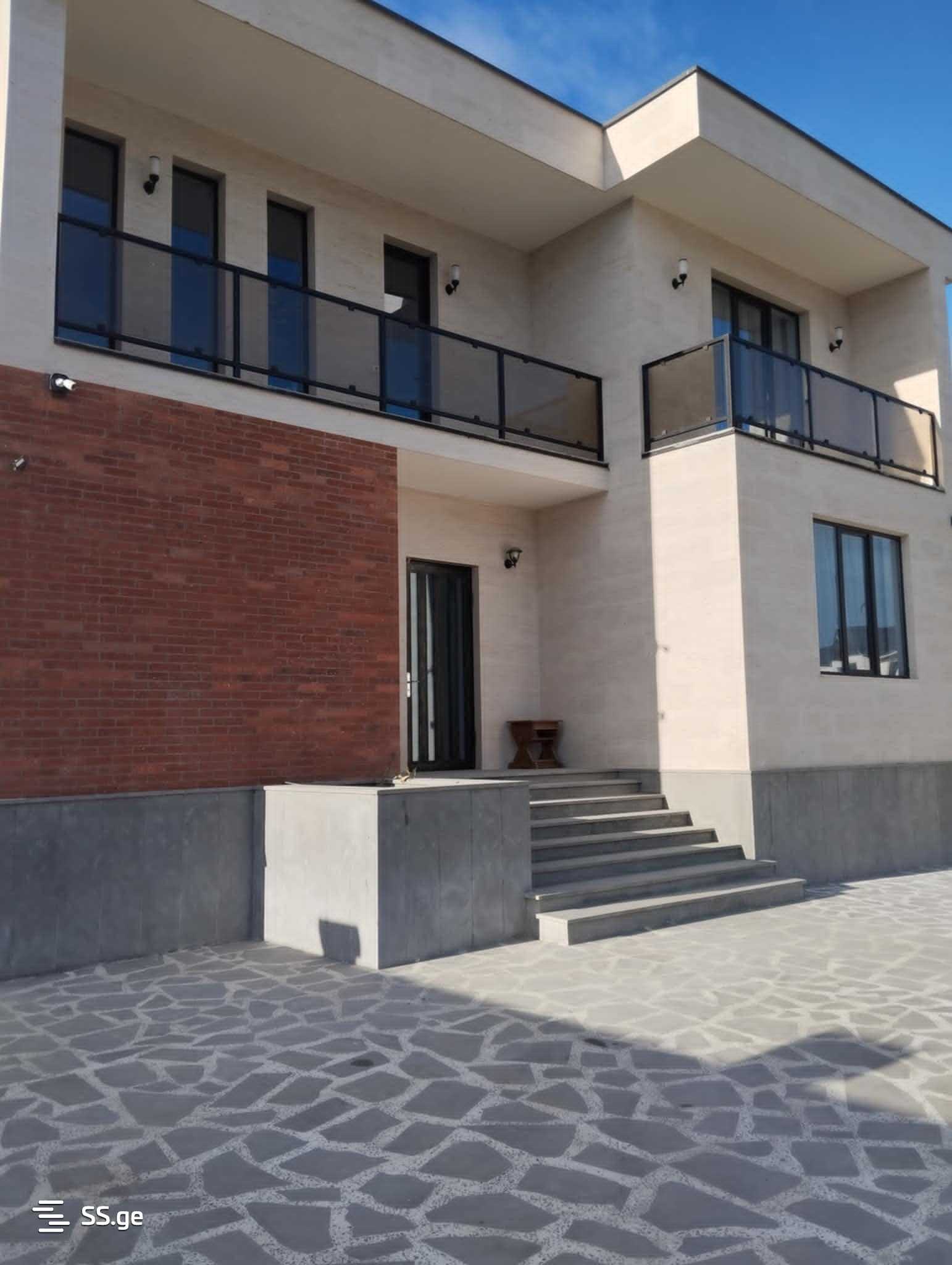 8 Room Private House For Rent. Varketili view 1