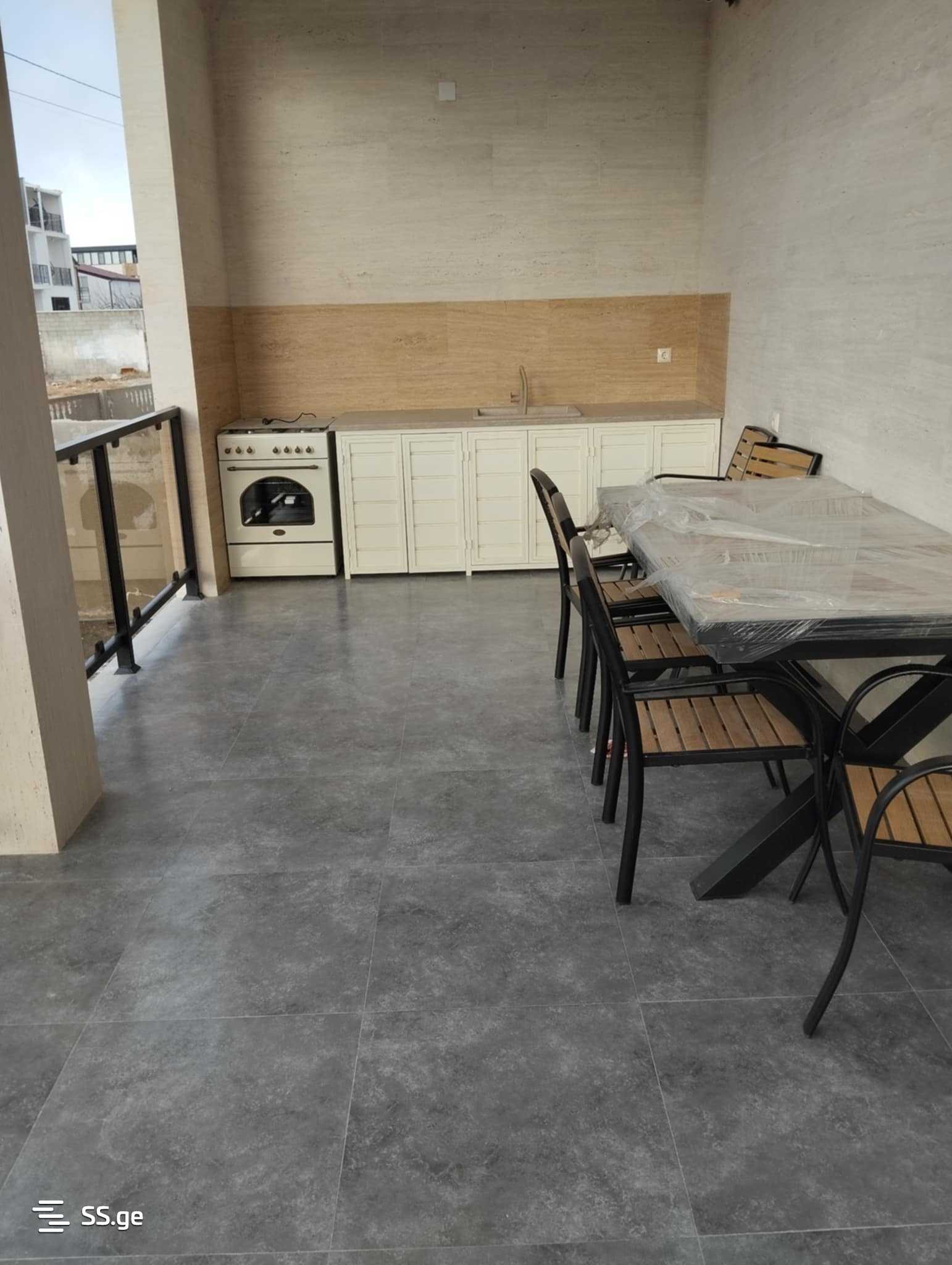 8 Room Private House For Rent. Varketili view 3