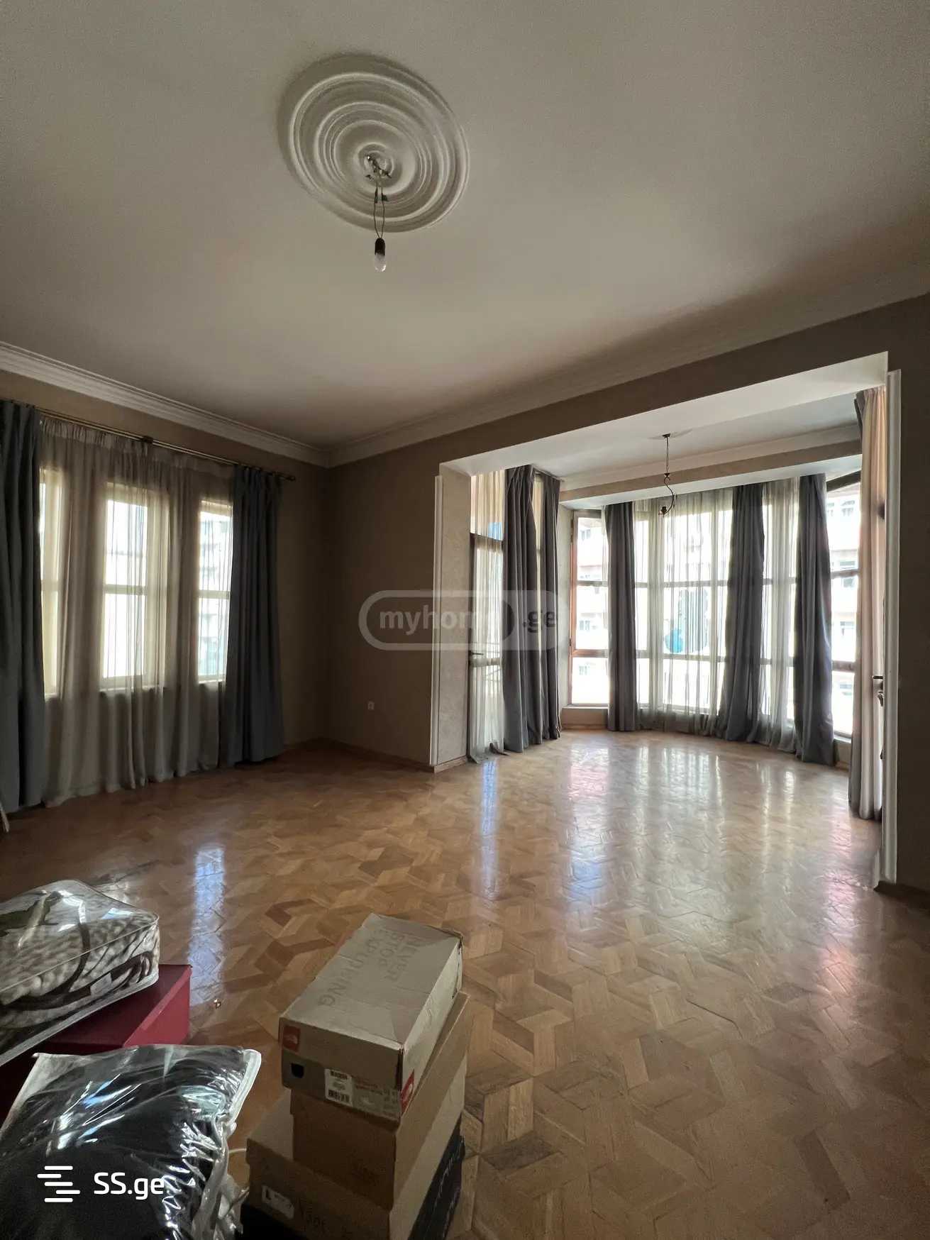 15 Room Private House For Rent. Saburtalo, 5 of 12