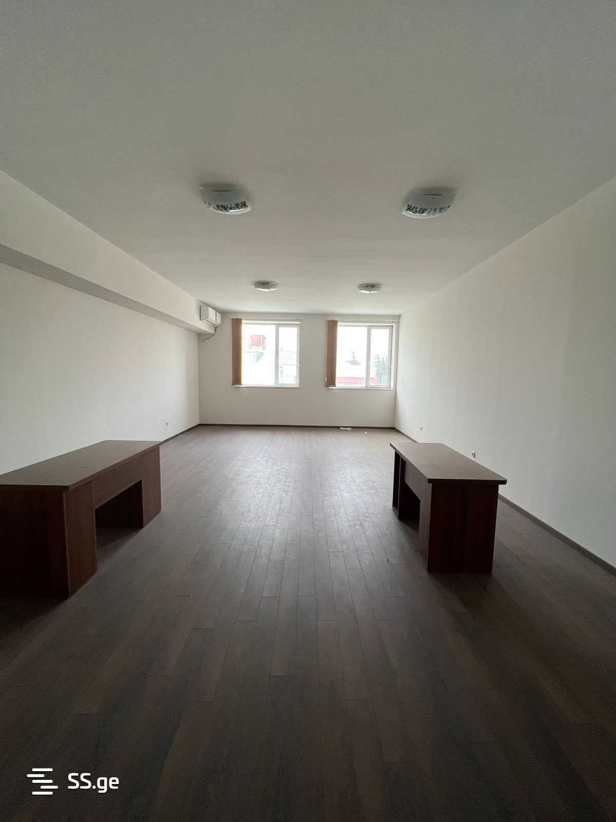 Store-Industrial Property For Rent. Samgori view 3