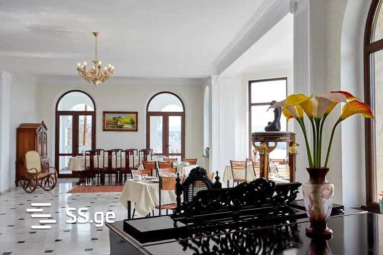 12 Room Hotel For Rent. Vedzisi view 6