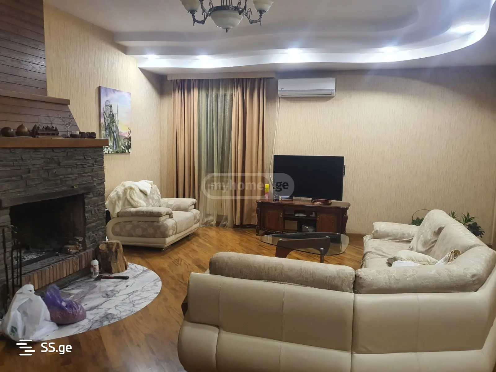 6 Room Flat For Sale view 1