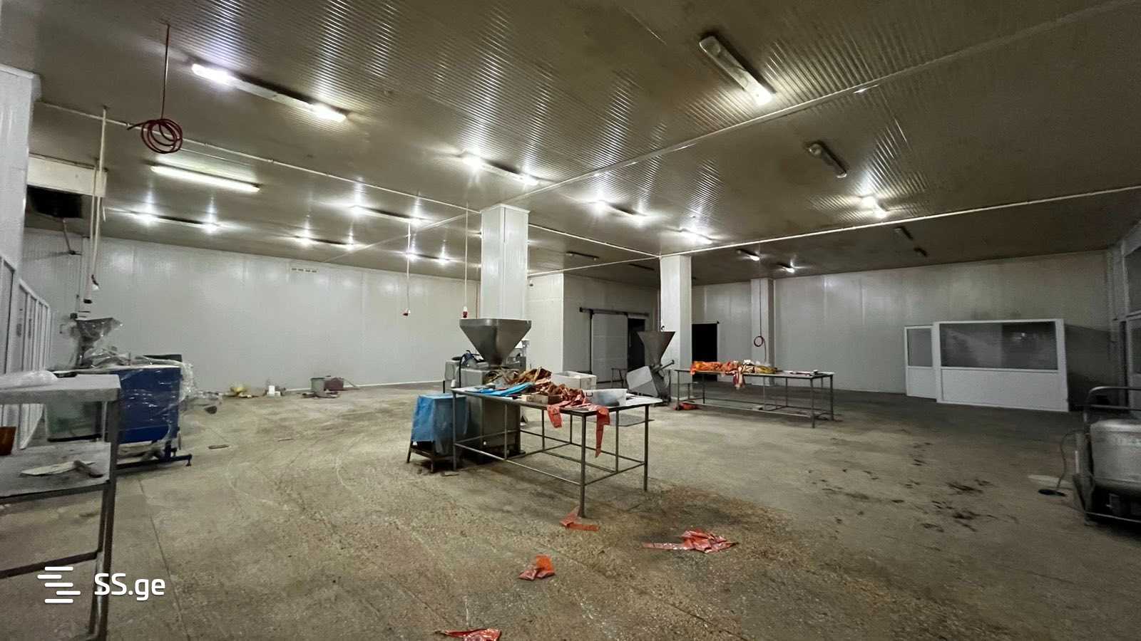 Store-Industrial Property For Rent. Samgori view 1