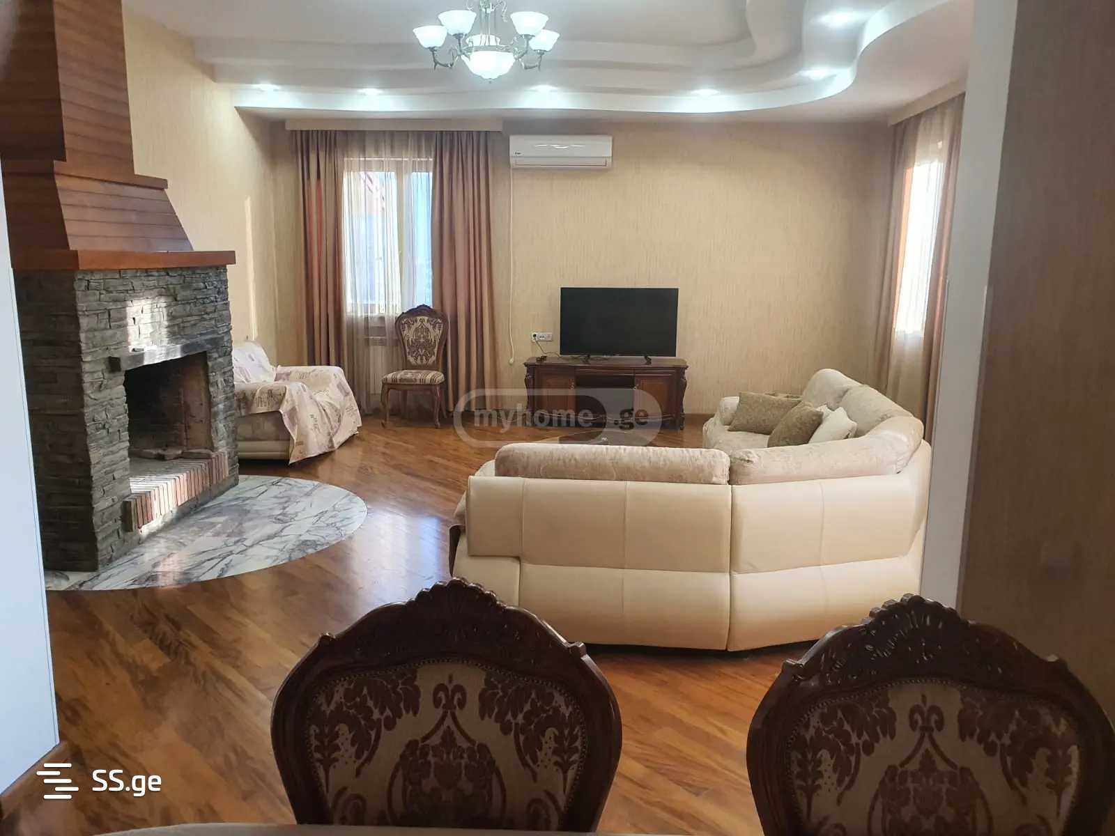 6 Room Flat For Sale view 2