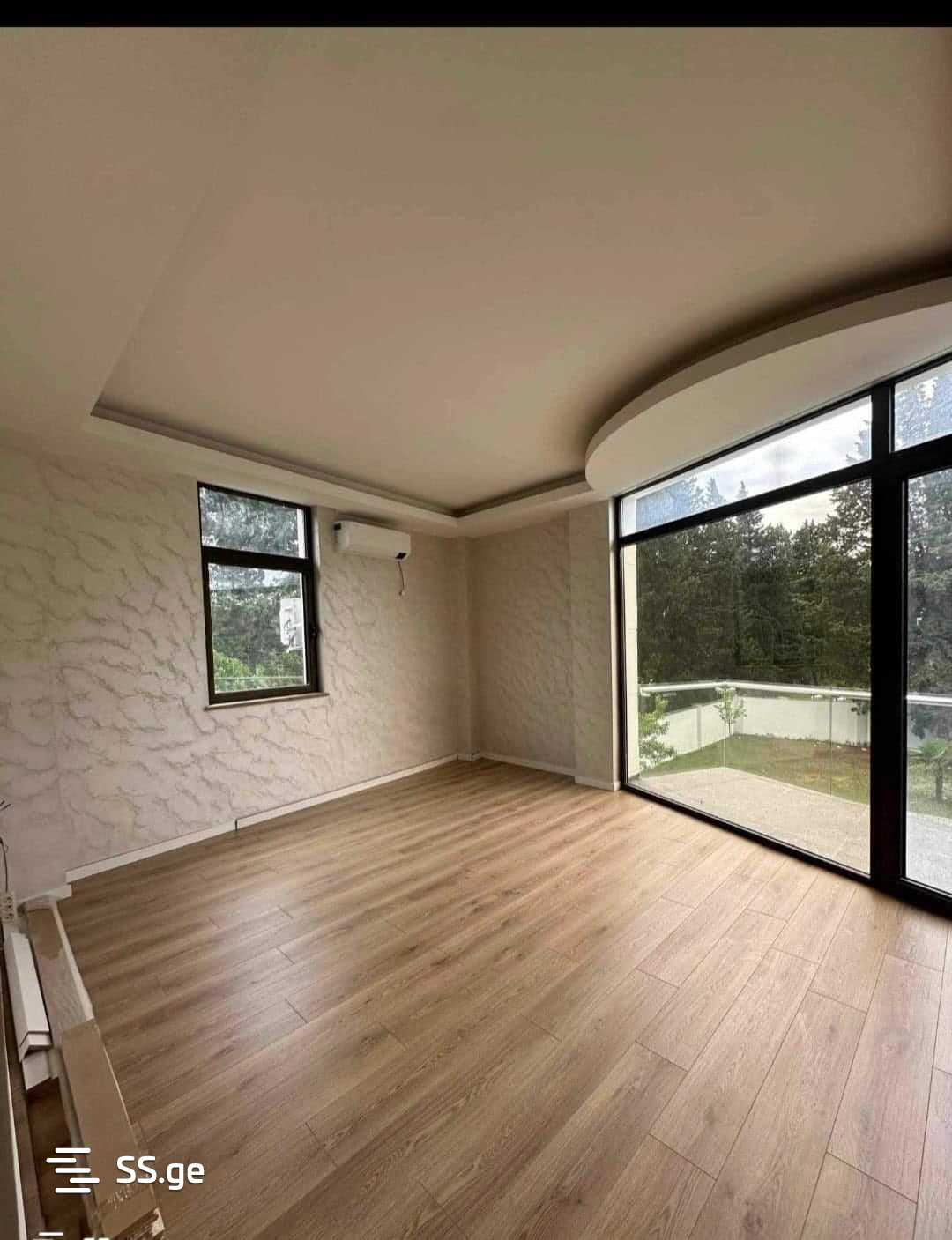 10 Room Private House For Rent. Digomi view 5