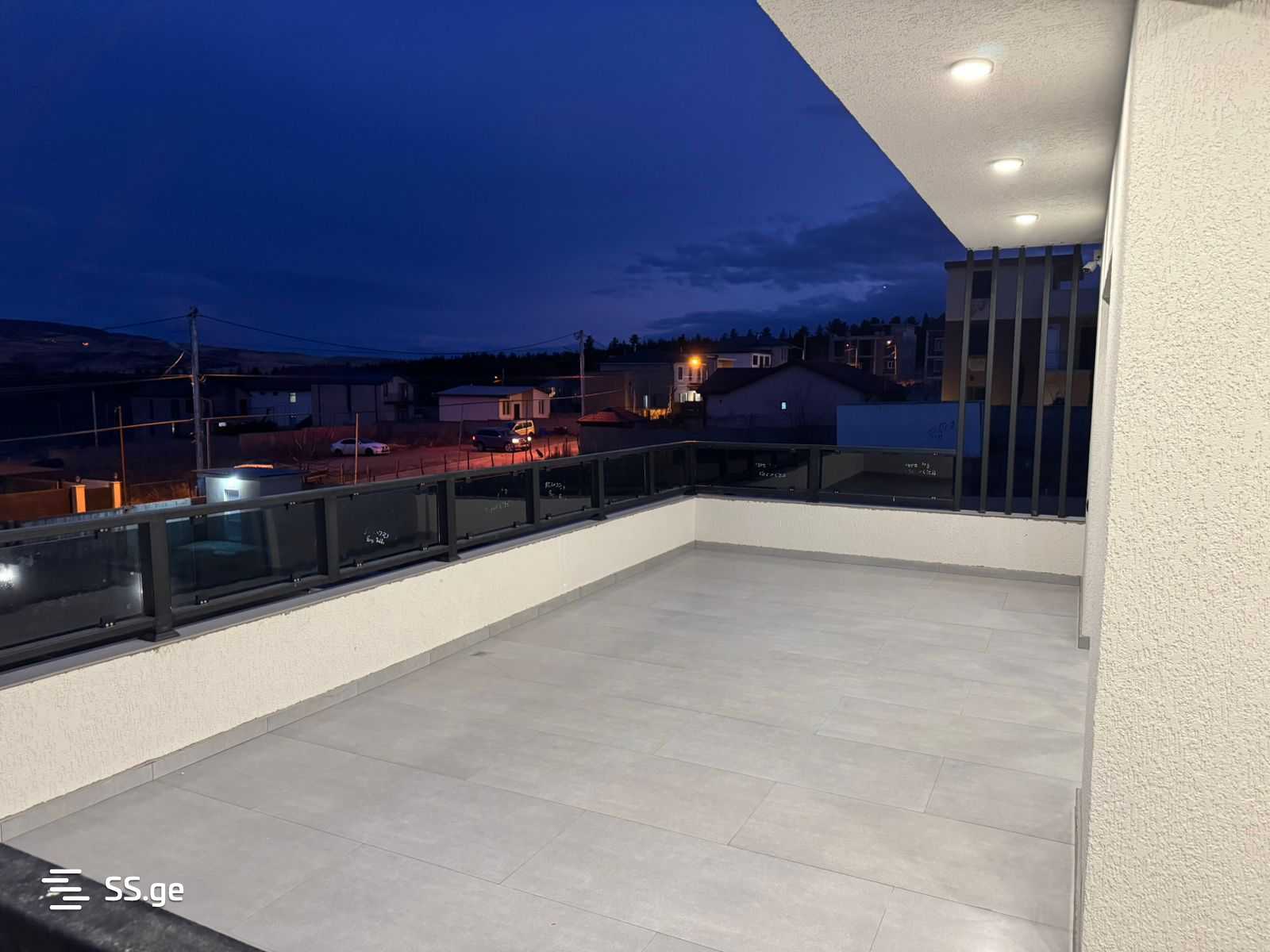 9 Room Private House For Sale view 6