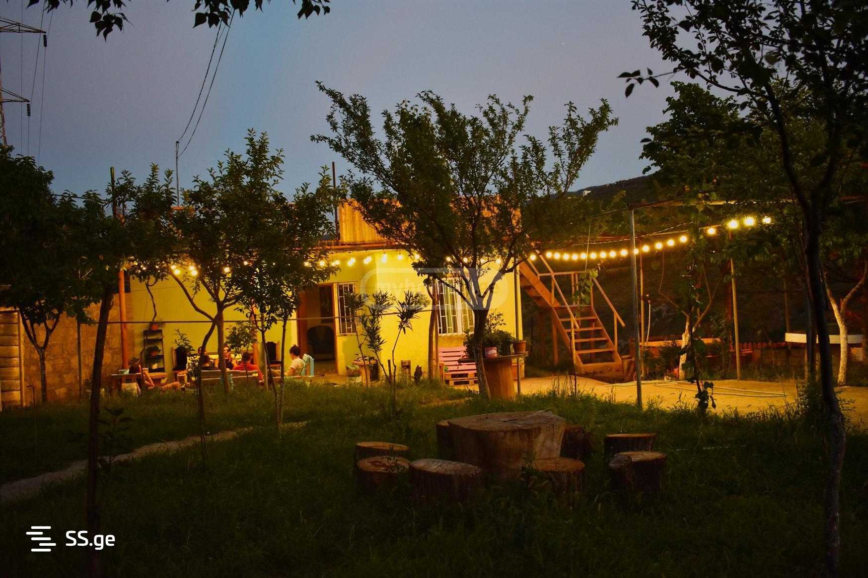 4 Room Summer Cottage Daily Rent. Saburtalo, 1 of 4