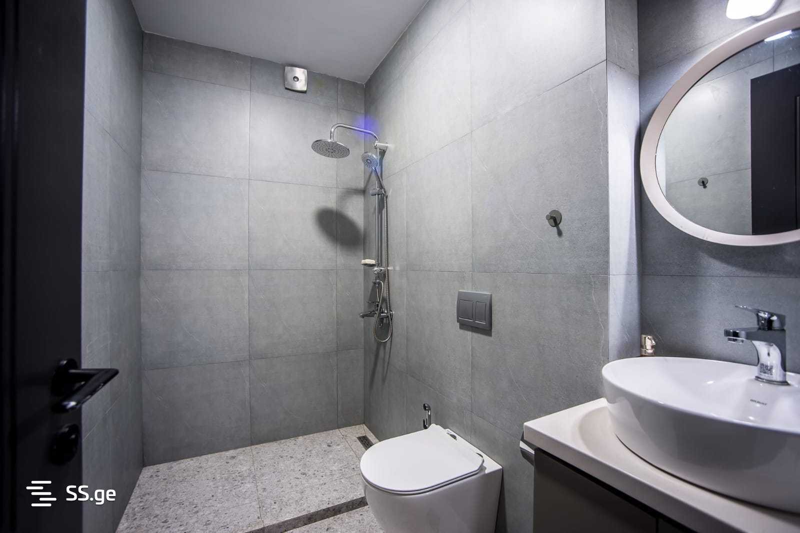 8 Room Private House For Sale view 8